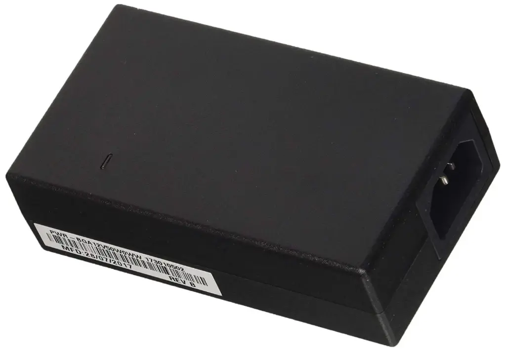 PWR-BGA12V50W0WW - ZEBRA - Fuente de poder Level VI efficiency AC / DC power supply brick used to power single-slot cradle or four-slot battery charger. DC cable (CBL-DC-388A1-01) and country-specific AC line cord are all sold separately.