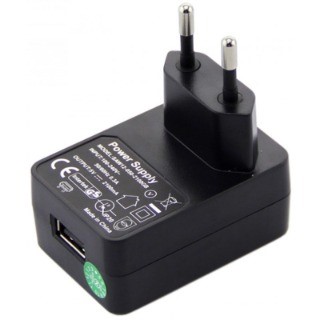 [PWR-WUA5V12W0EU] PWR-WUA5V12W0EU - ZEBRA - Fuente de poder USB type A power supply adaptor with Europe plug. Used with USB-C Cable (CBL-TC5X-USBC2A-01) to charge device.